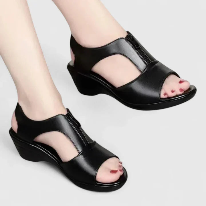 Nerisse | Orthopedic Strap Sandals
