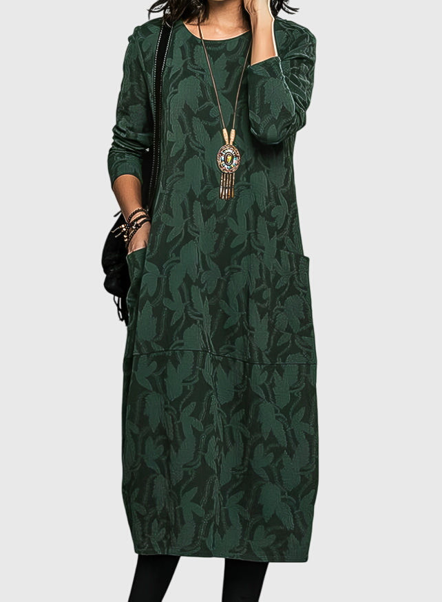 Victoria | Relaxed Round-Neck Casual Dress