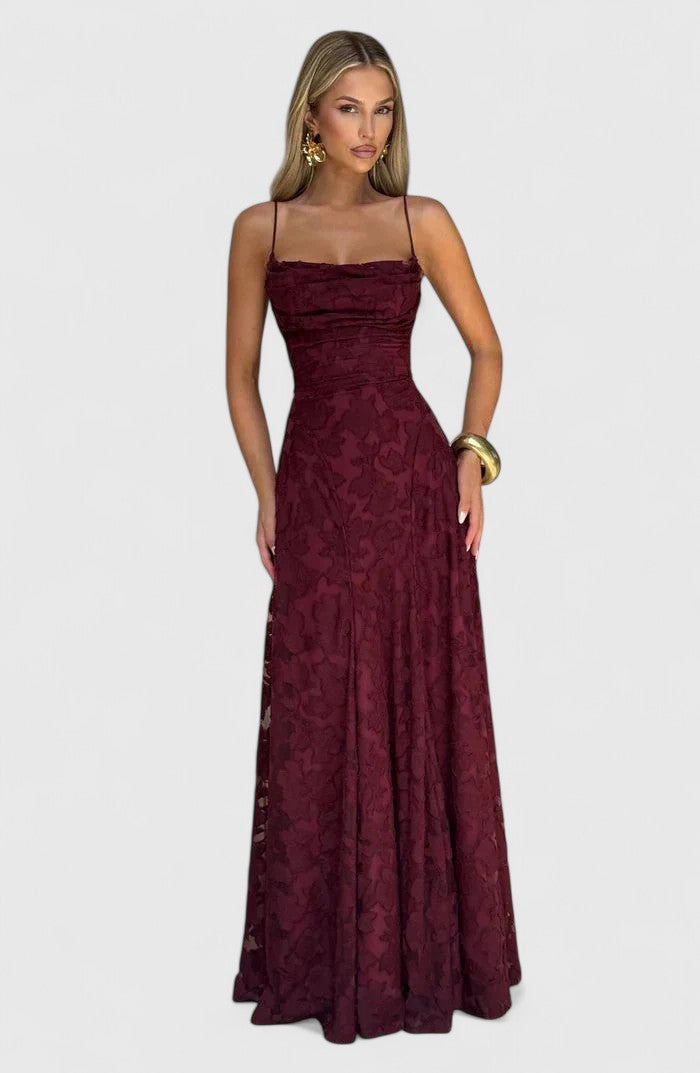 Gwenn | Elegant Pleated Maxi Dress