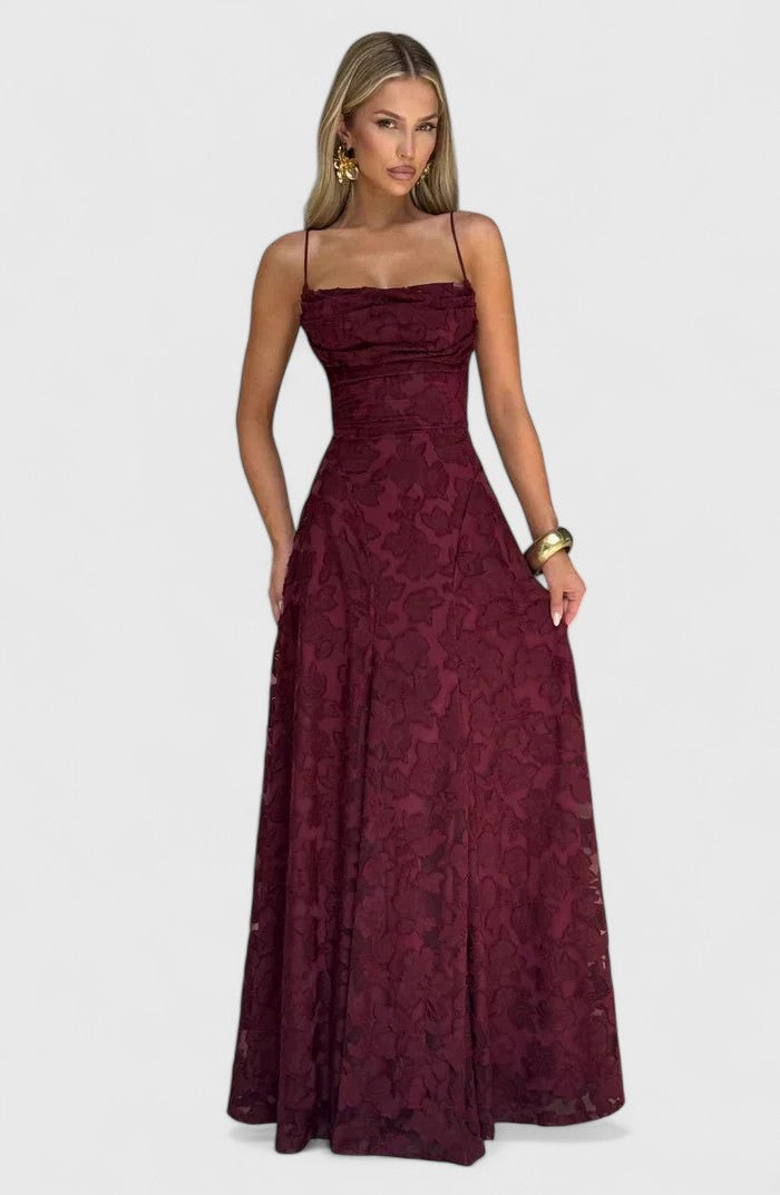 Gwenn | Elegant Pleated Maxi Dress