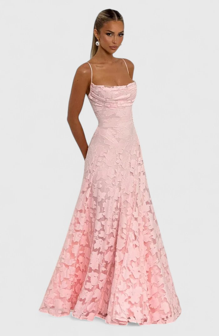Gwenn | Elegant Pleated Maxi Dress